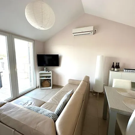 The Sun Terrace Apartament Rogoznica (Sibenik-Knin)